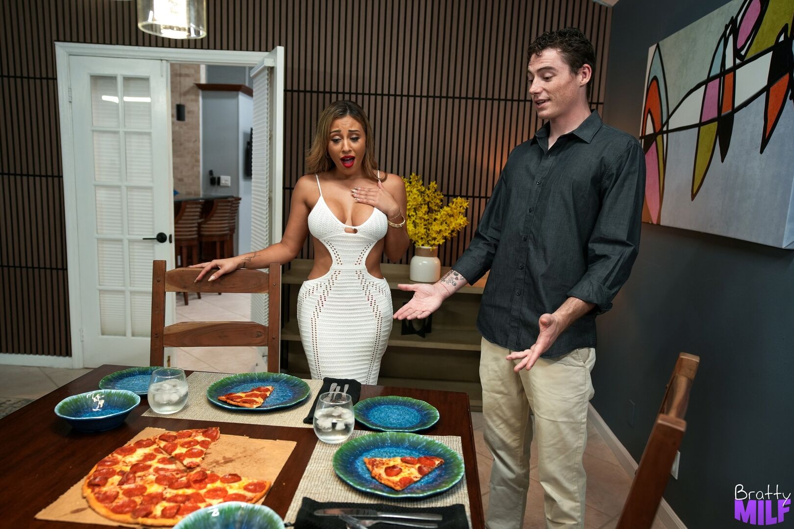 Surprise Dinner For Stepmom - S14:E7