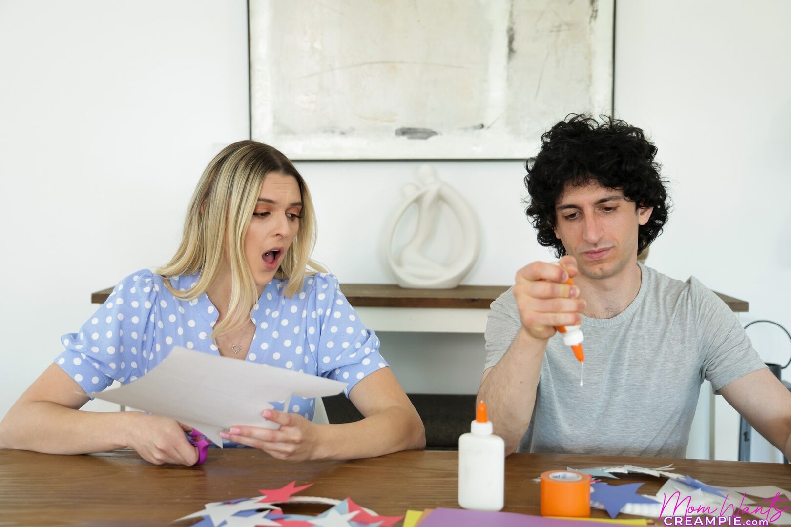 I Need Some Of Your Icing Stepson - S9:E5