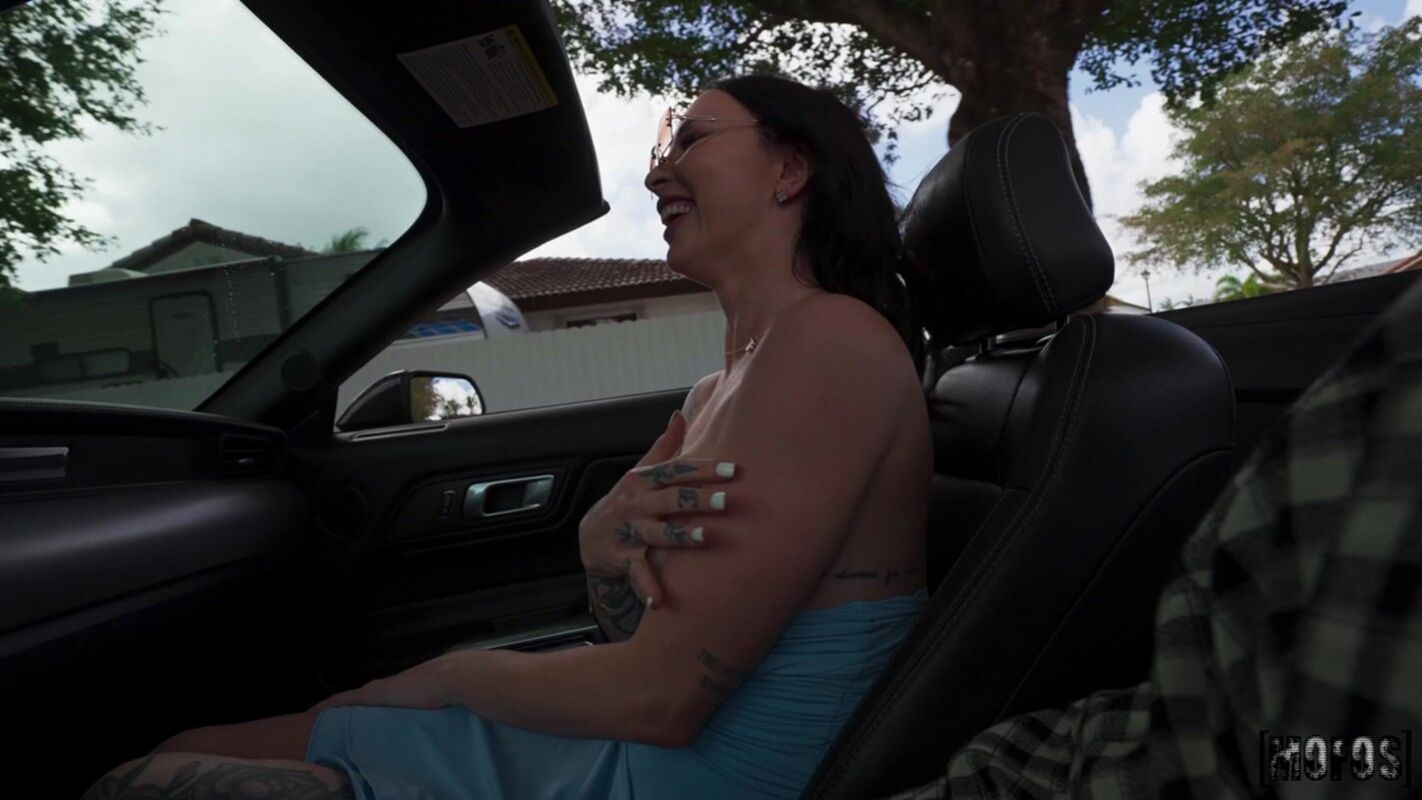 Sun's Out, Tits Out. We're In Miami!