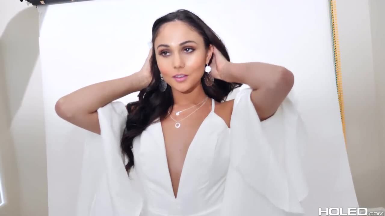 Ariana Marie: High End Anal