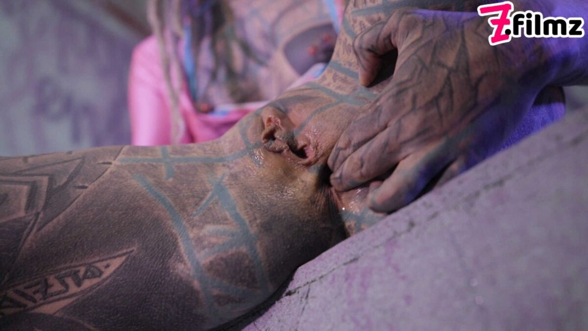 Anuskatzz Skate Park Pussy and Anal Play