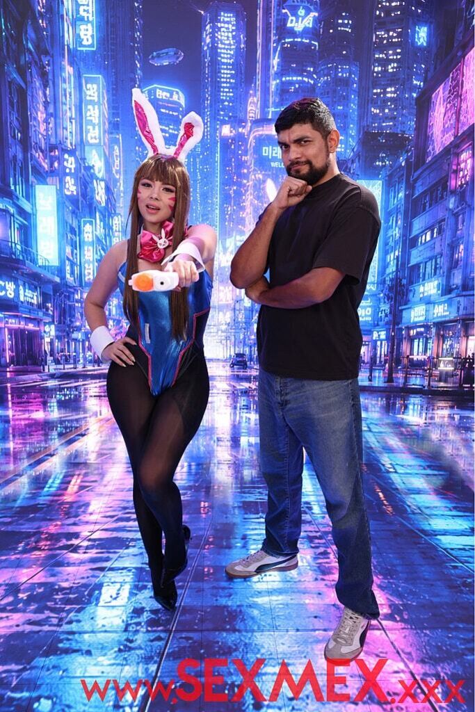 SEXY COSPLAYER D.VA . Nicole Zurich