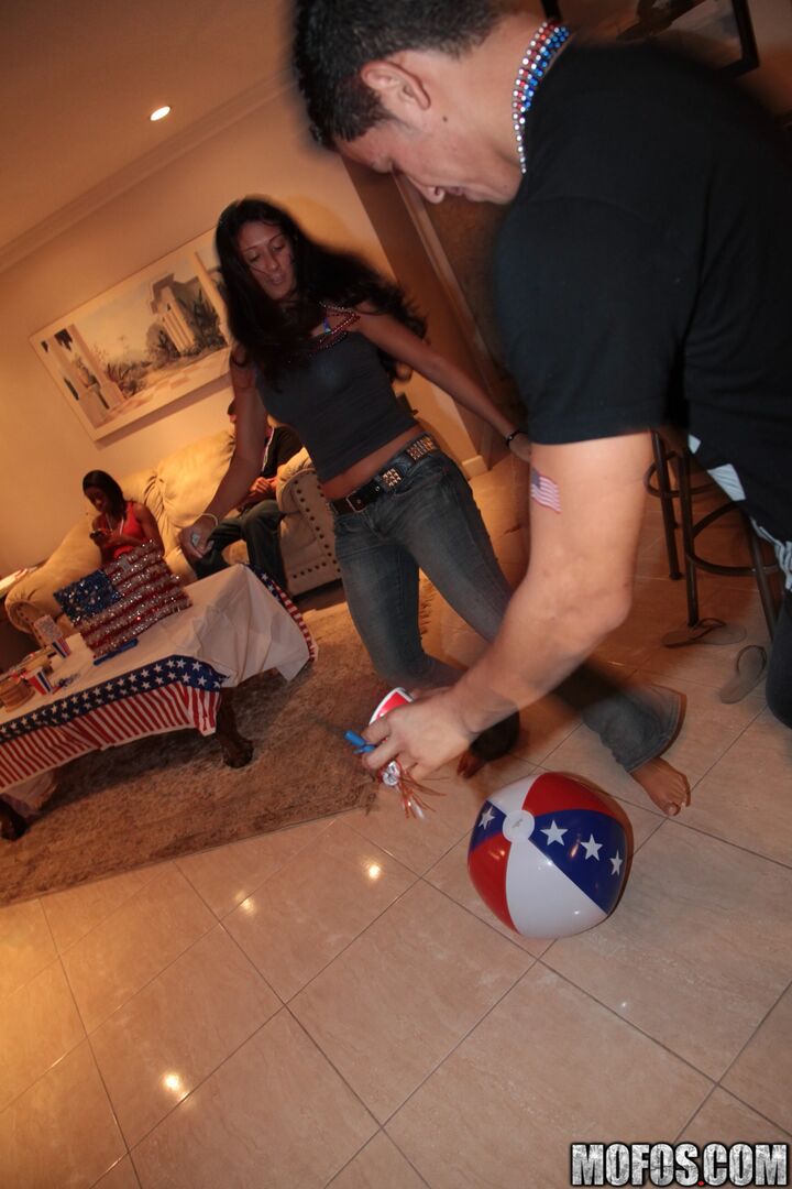 Independence Sex