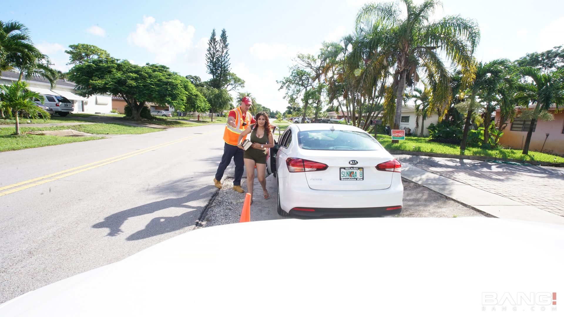 Samantha Rose Gets Fucked Balls Deep On The Floor Of Her Mechanics Garage