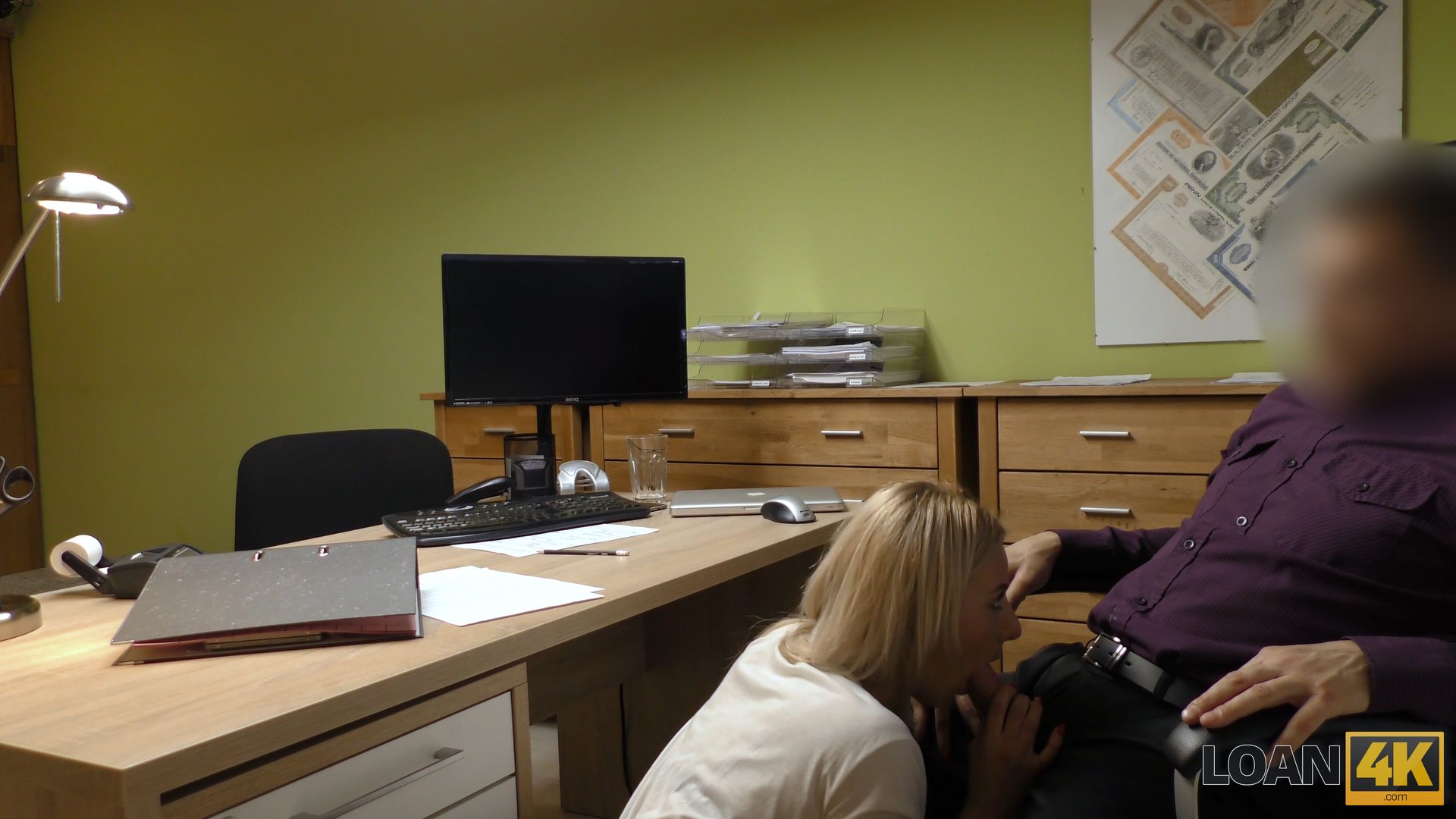 No driver license, yes sex with loan agent