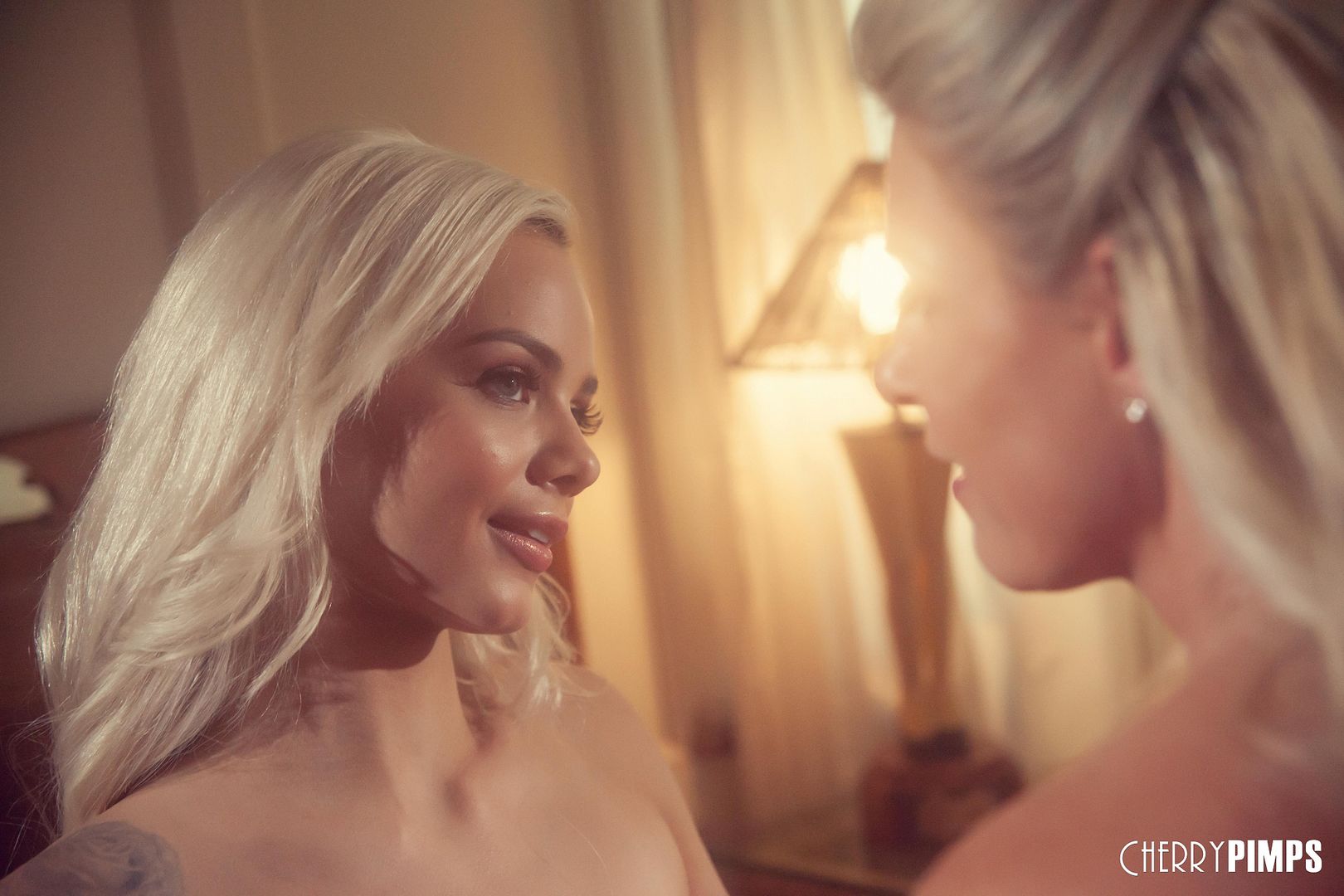 Elsa Gets A Hot MILF To Fuck