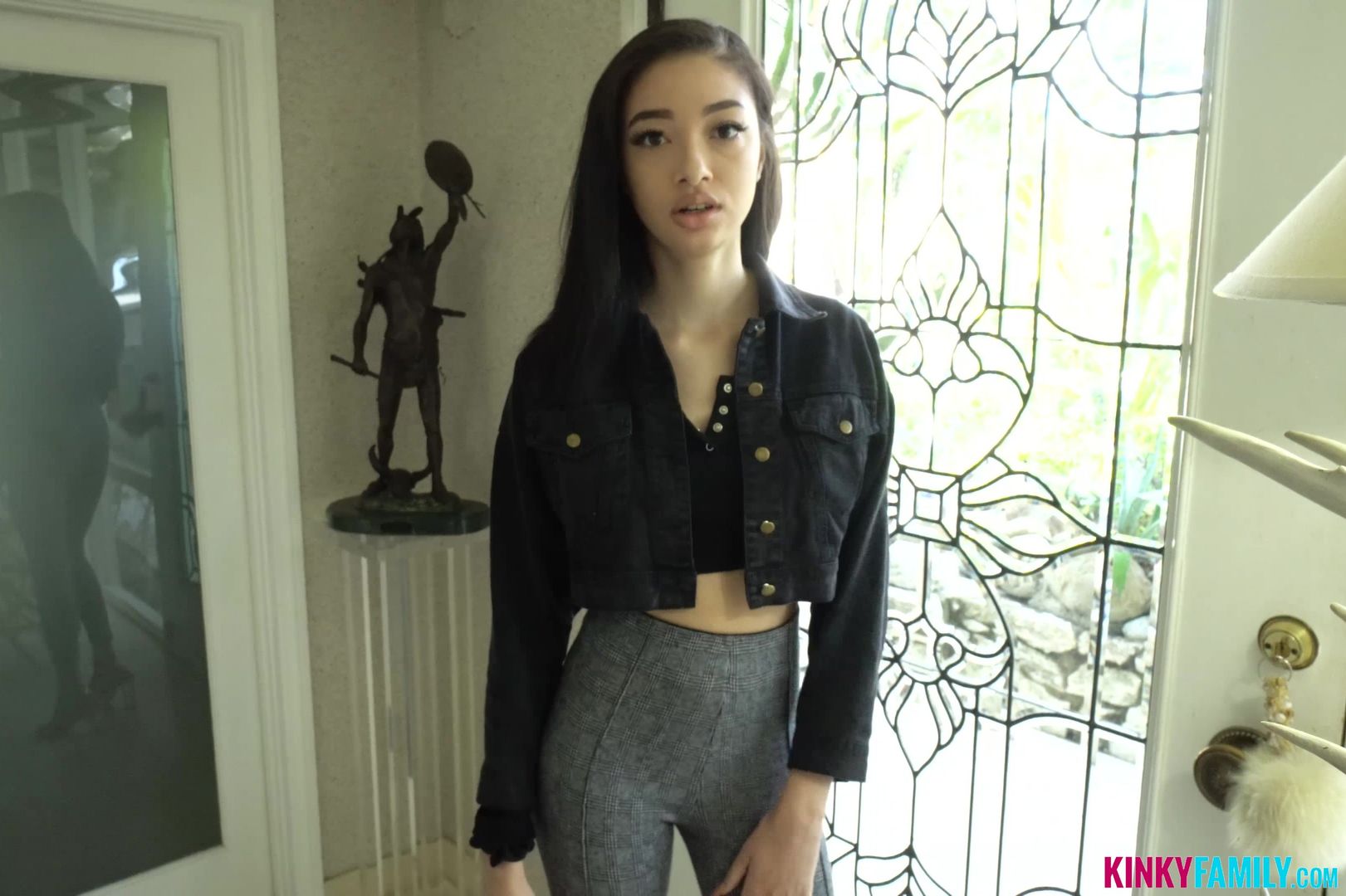 Fucking stepsis before a party