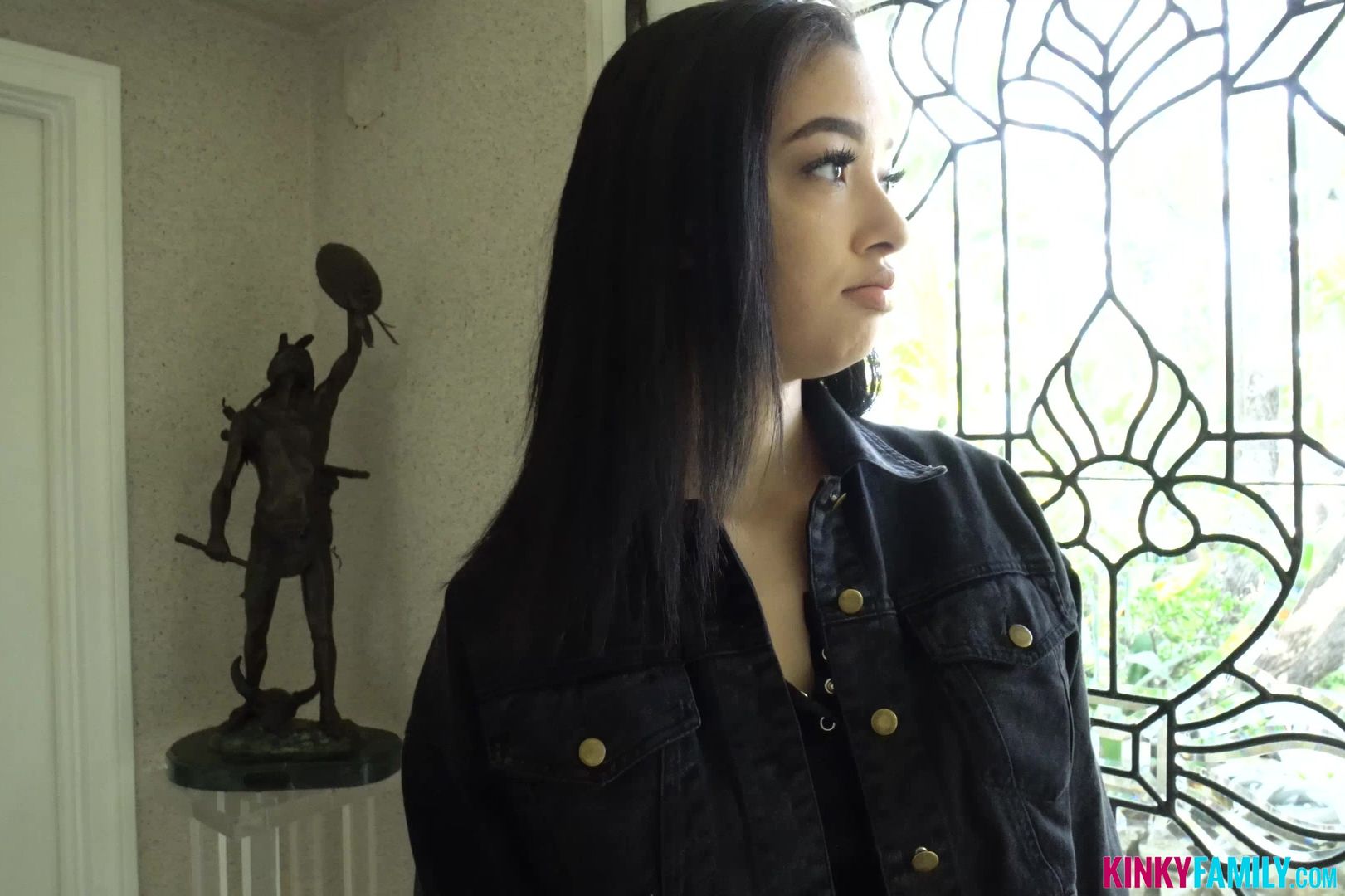 Fucking stepsis before a party