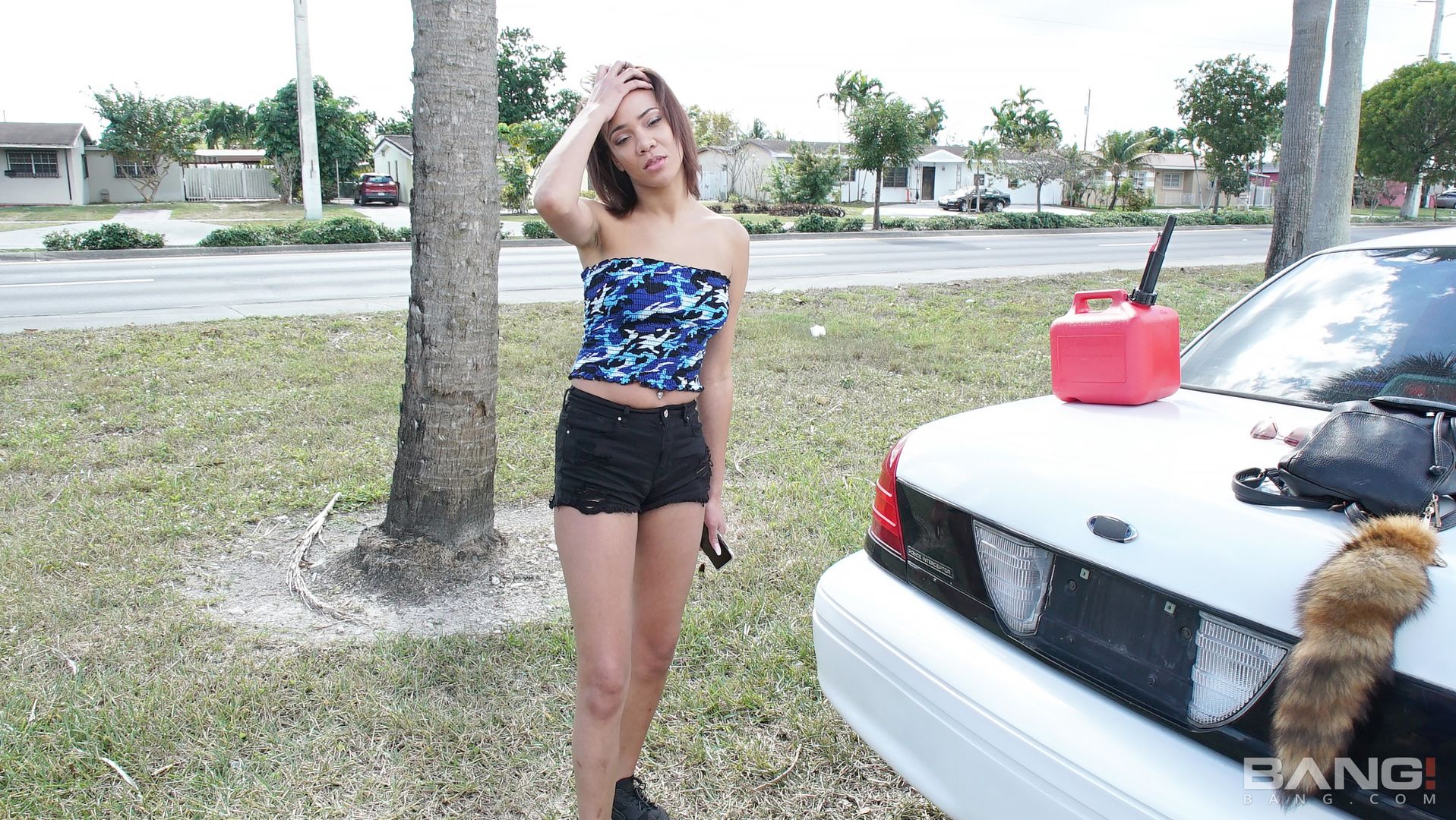 London Tisdale Fucks In The Truck Bed To Get Her Car Out Of Impound