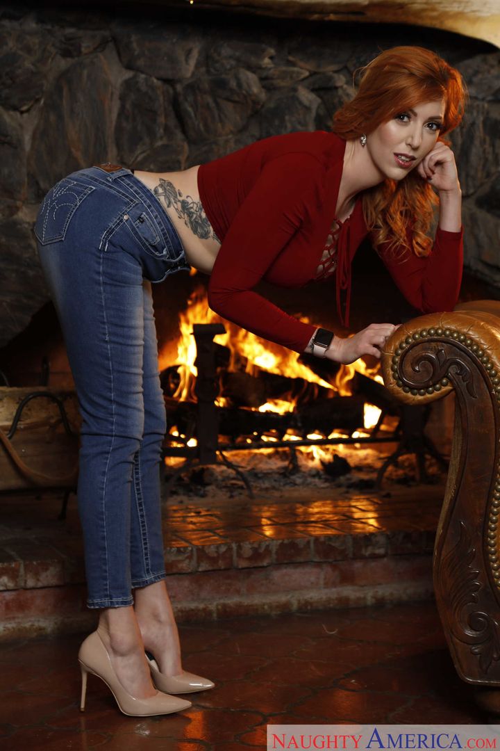 Lauren Phillips fucks friends husband while friend sleeps