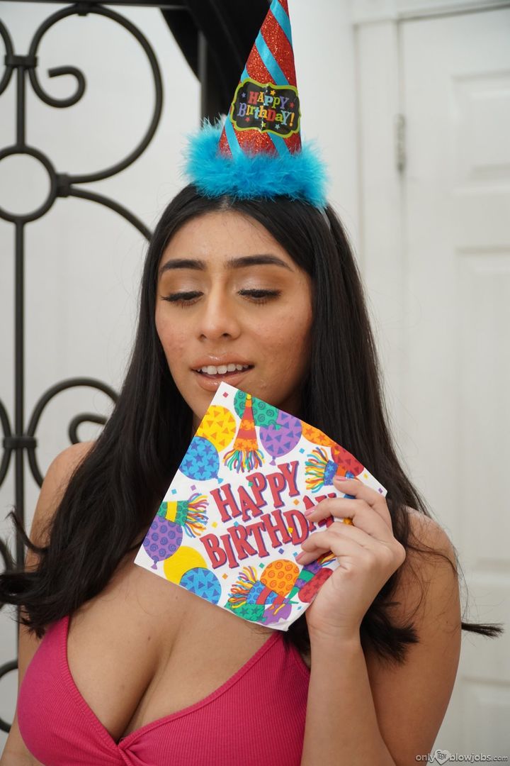 Birthday Blow Scene-01