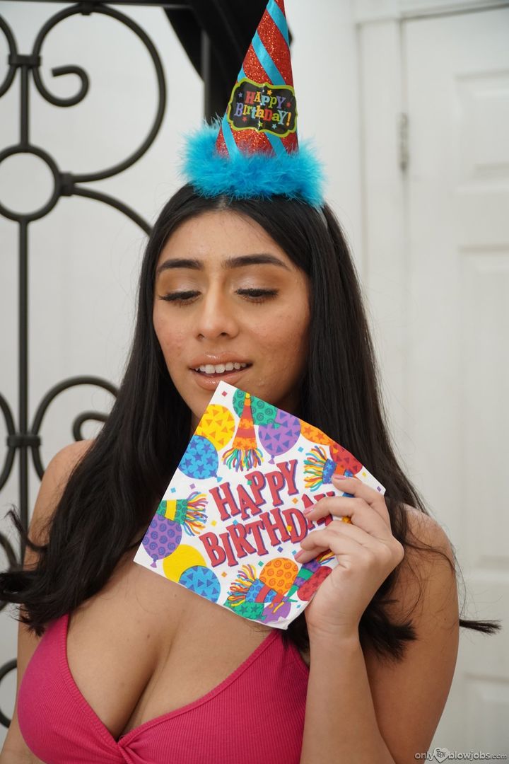 Birthday Blow Scene-01