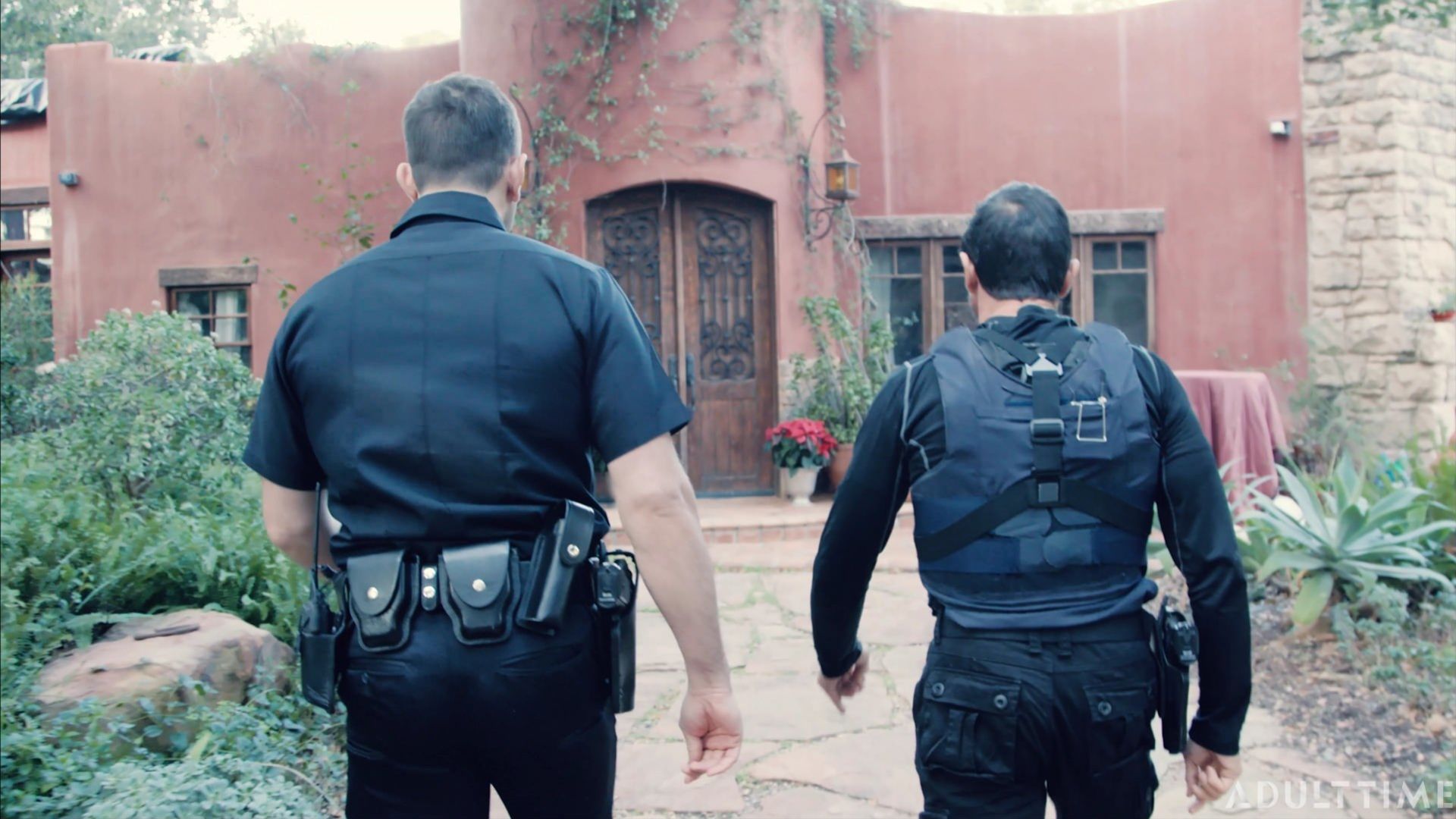 Family Dispatch Unit : Kiss And Make Up