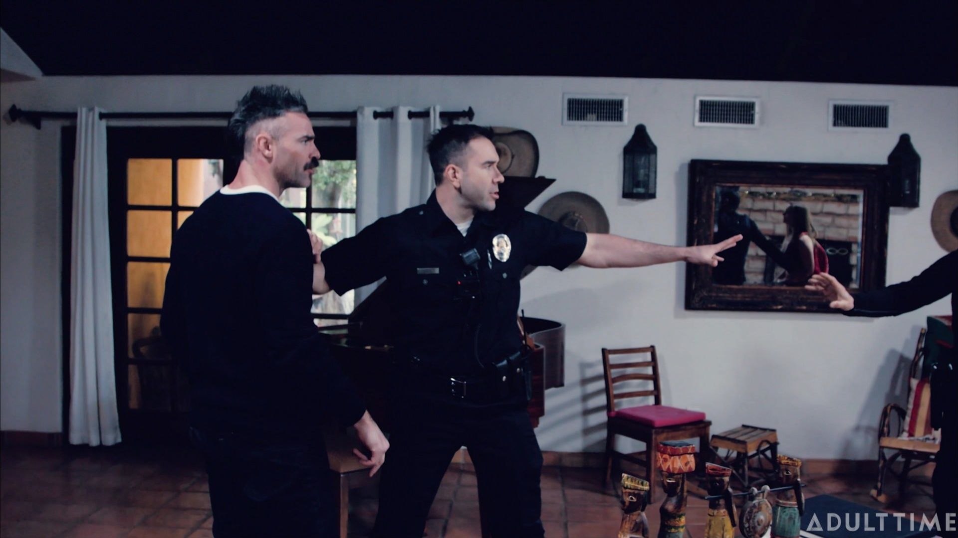 Family Dispatch Unit : Kiss And Make Up