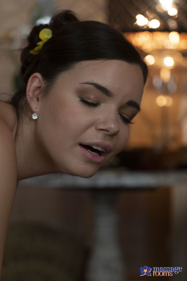 Curvy girls oil drenched spanking