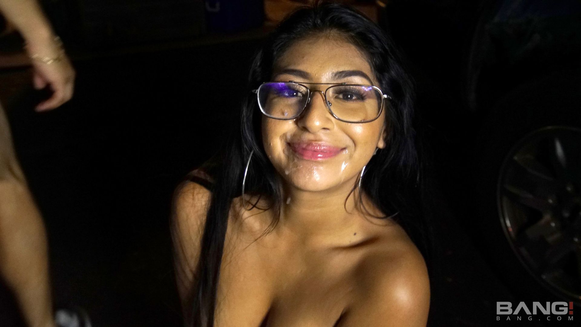 Binky Beal Gets Her Pussy Destroyed In Her Own Driveway