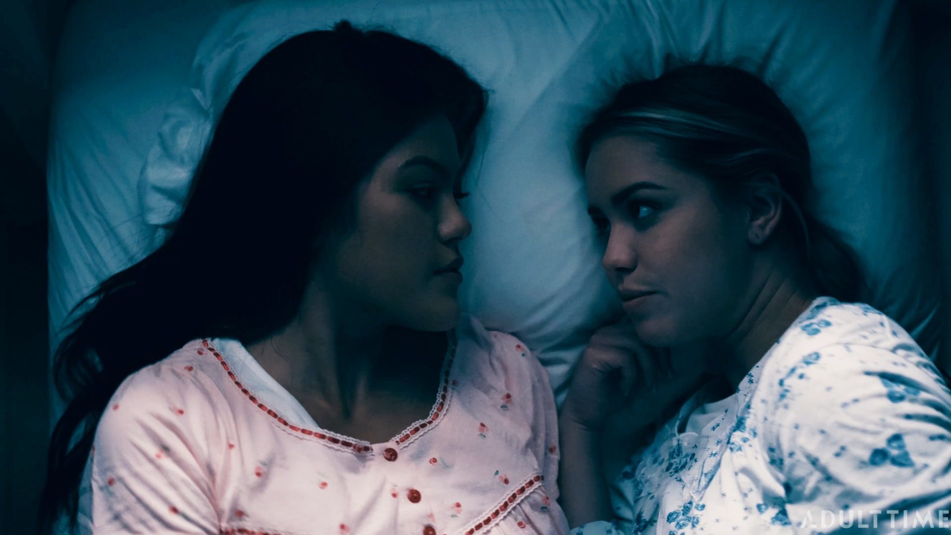 True Lesbian - What Set Us Apart