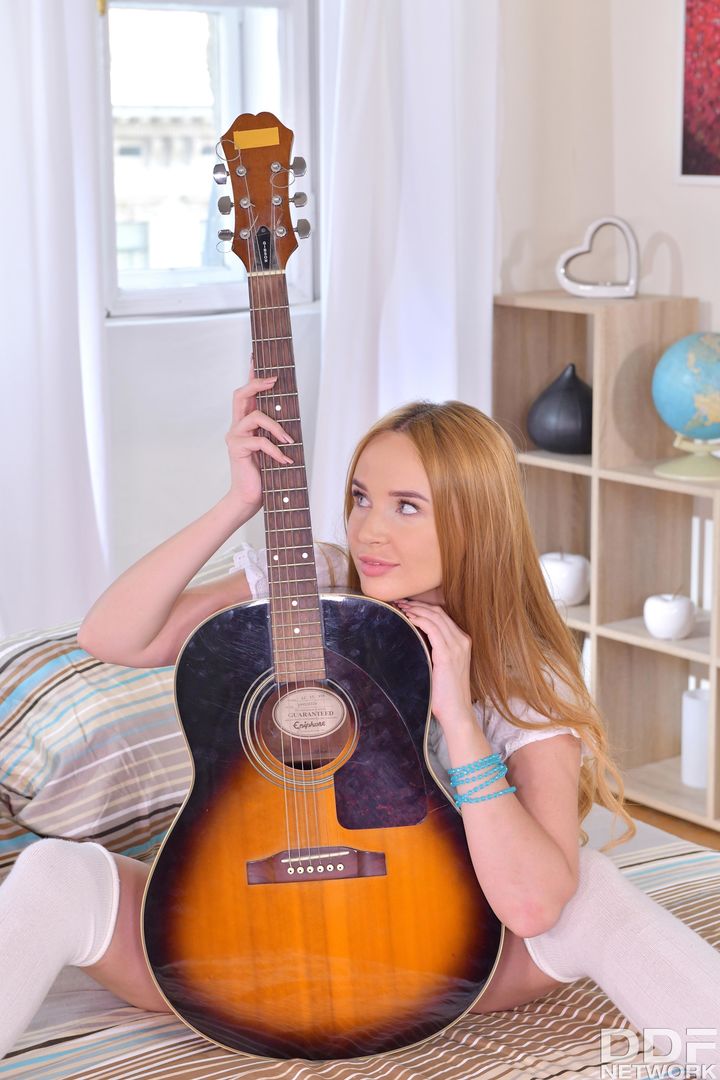 Blonde Russian Teen Likes it Deep