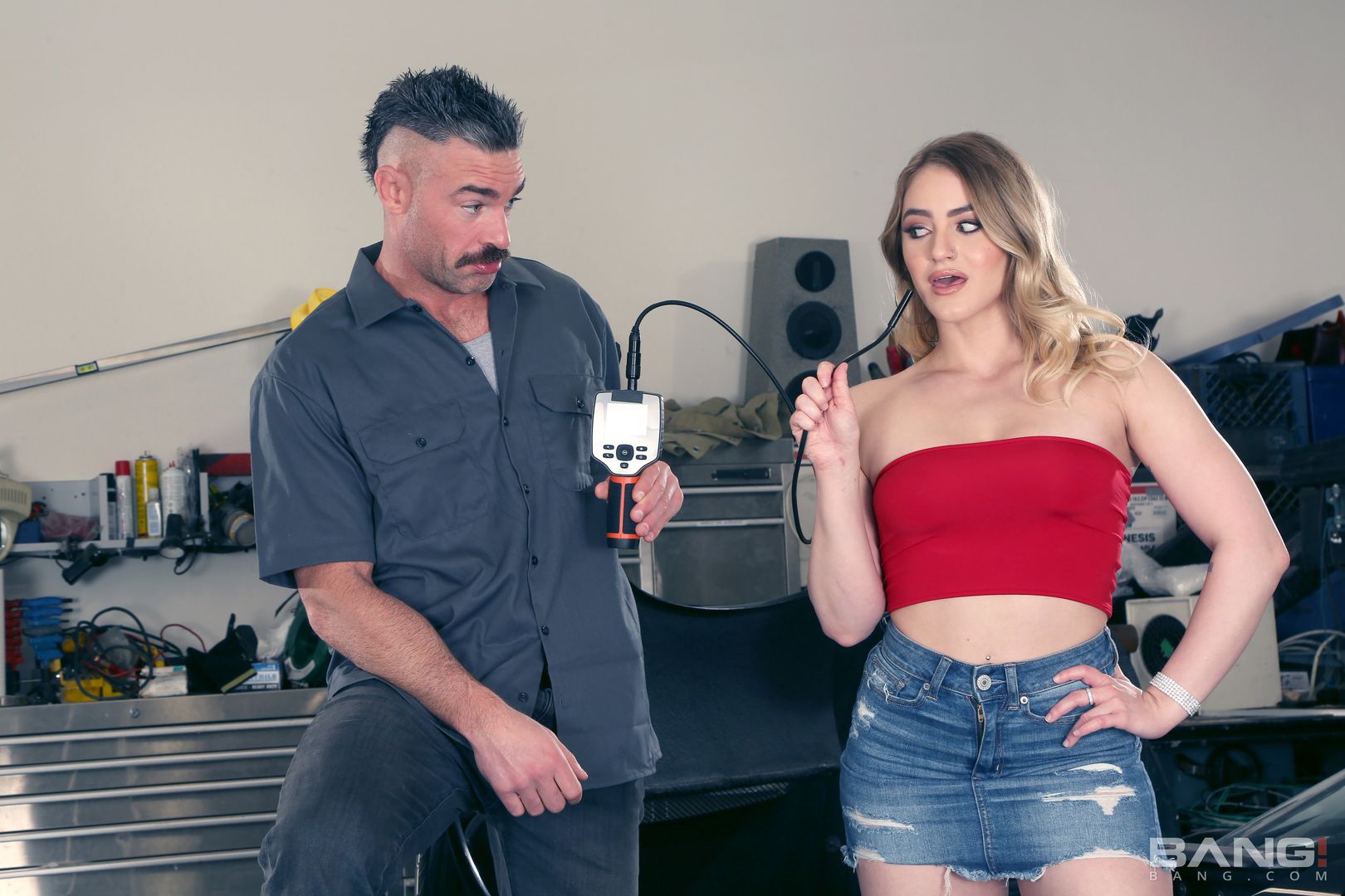 Kenzie Madison Gets Her Car And Her Pussy Inspected By The Mechanic