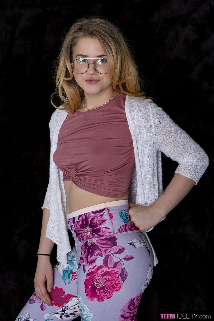 Jean Fucking #5 (Cherry)
