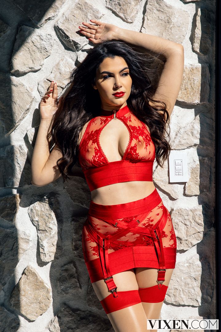 Material Woman