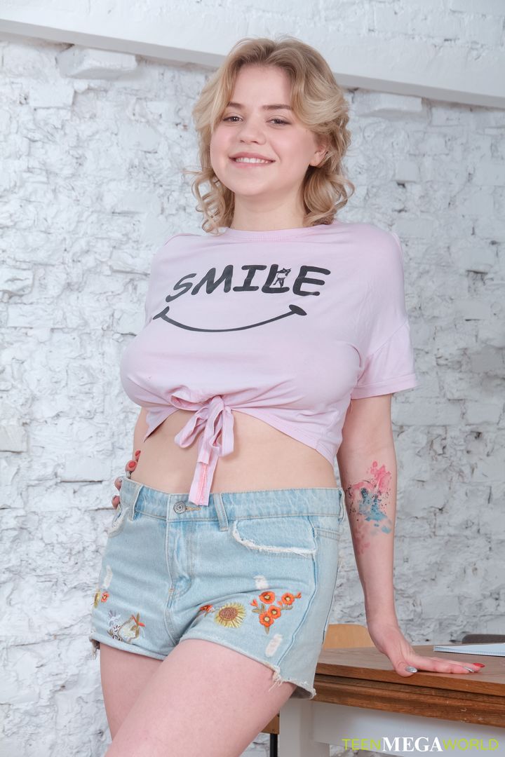 Grab my boobs so I cum
