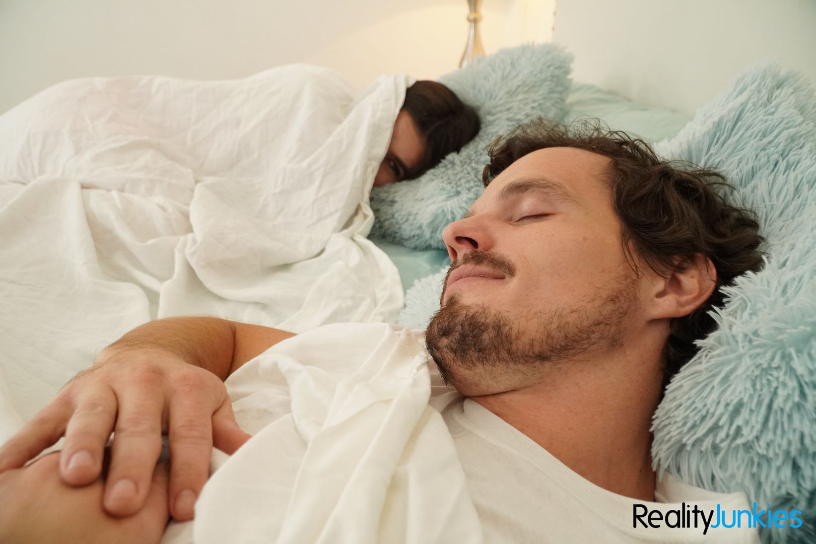 My Horny Stepsister 2 Scene 1 - Wake up Call!