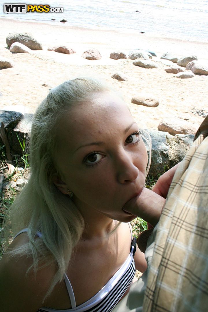 Sex on the beach with pickup blonde