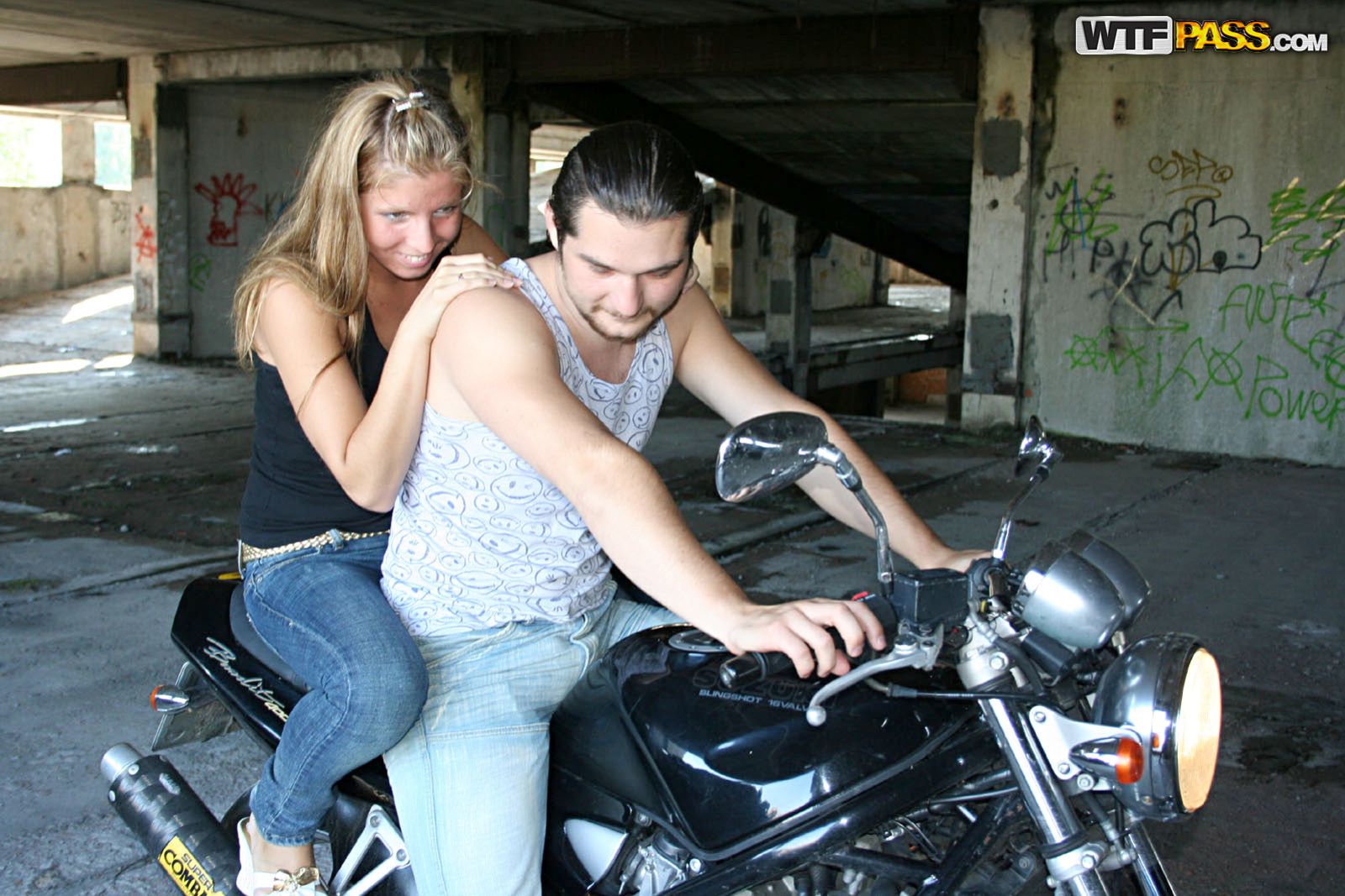 Fun blonde girl liked public fuck