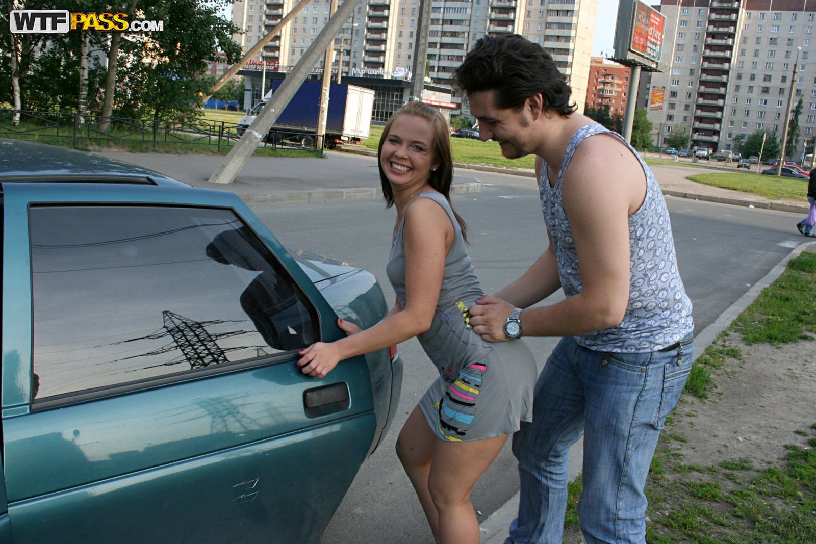 Pretty teen has sex on the roof