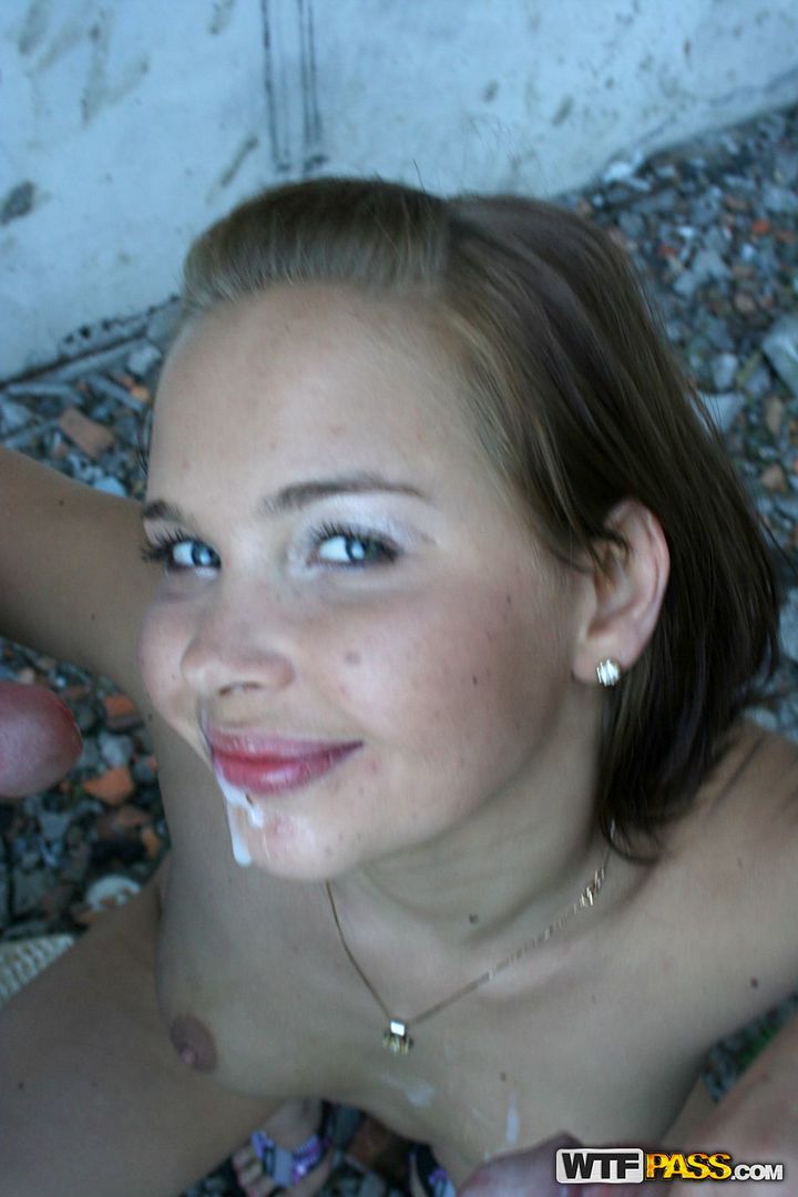 Pretty teen has sex on the roof