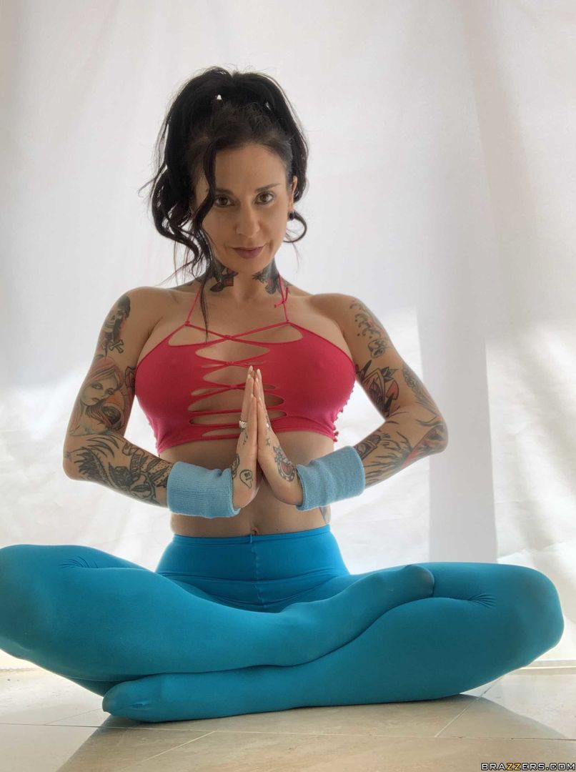 Hands On Joanna