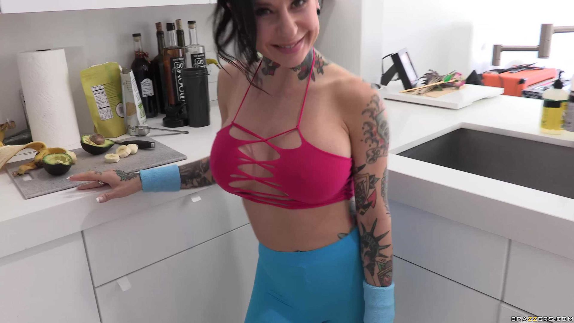 Hands On Joanna