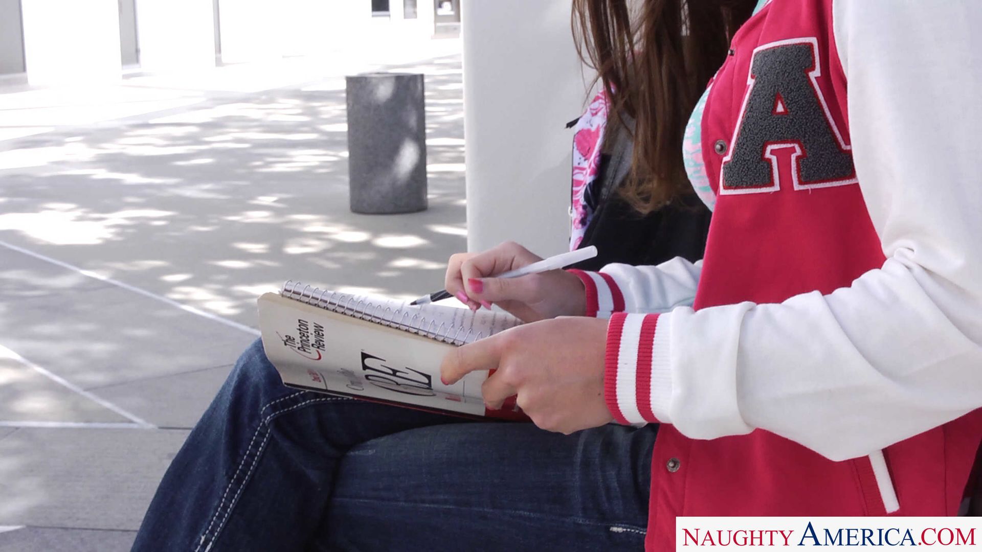 College girl Lizz Tayler meets up with her sugar daddy