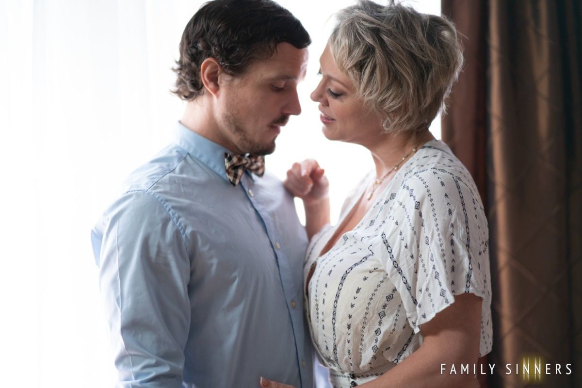 Mothers & Stepsons Vol. 3 Scene 4