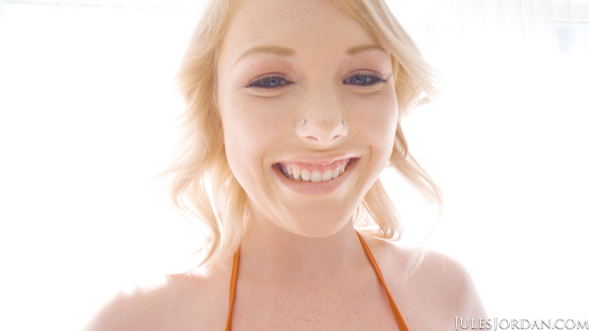 18 Year Old Squirting Teen Dixie Lynn