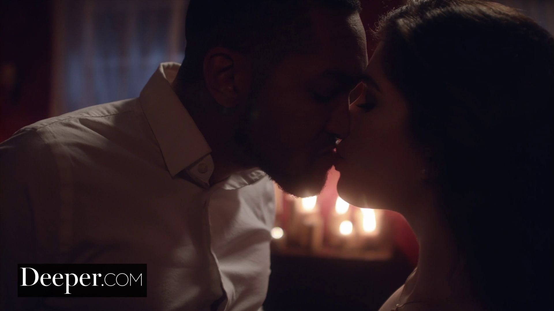 Evelyn Claire Loves Nothing More Than Wax Play & Kinky Sex