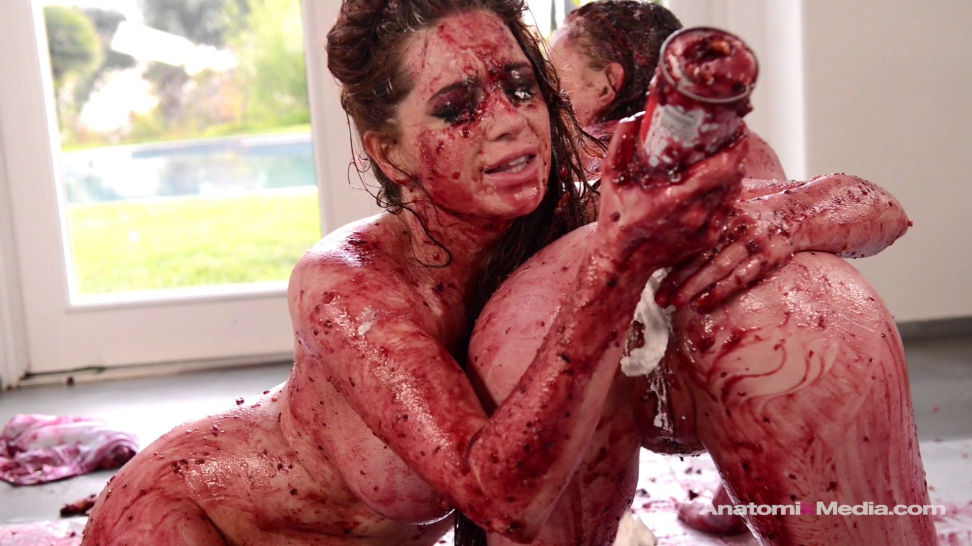 Messy Girls 3 Pie Whores