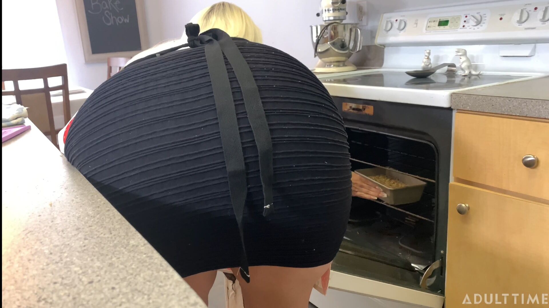 What Really Happens on a Cooking Show!