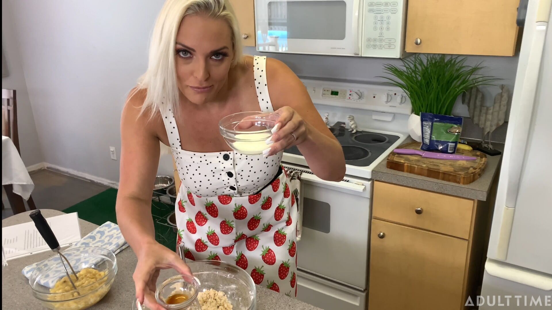 What Really Happens on a Cooking Show!