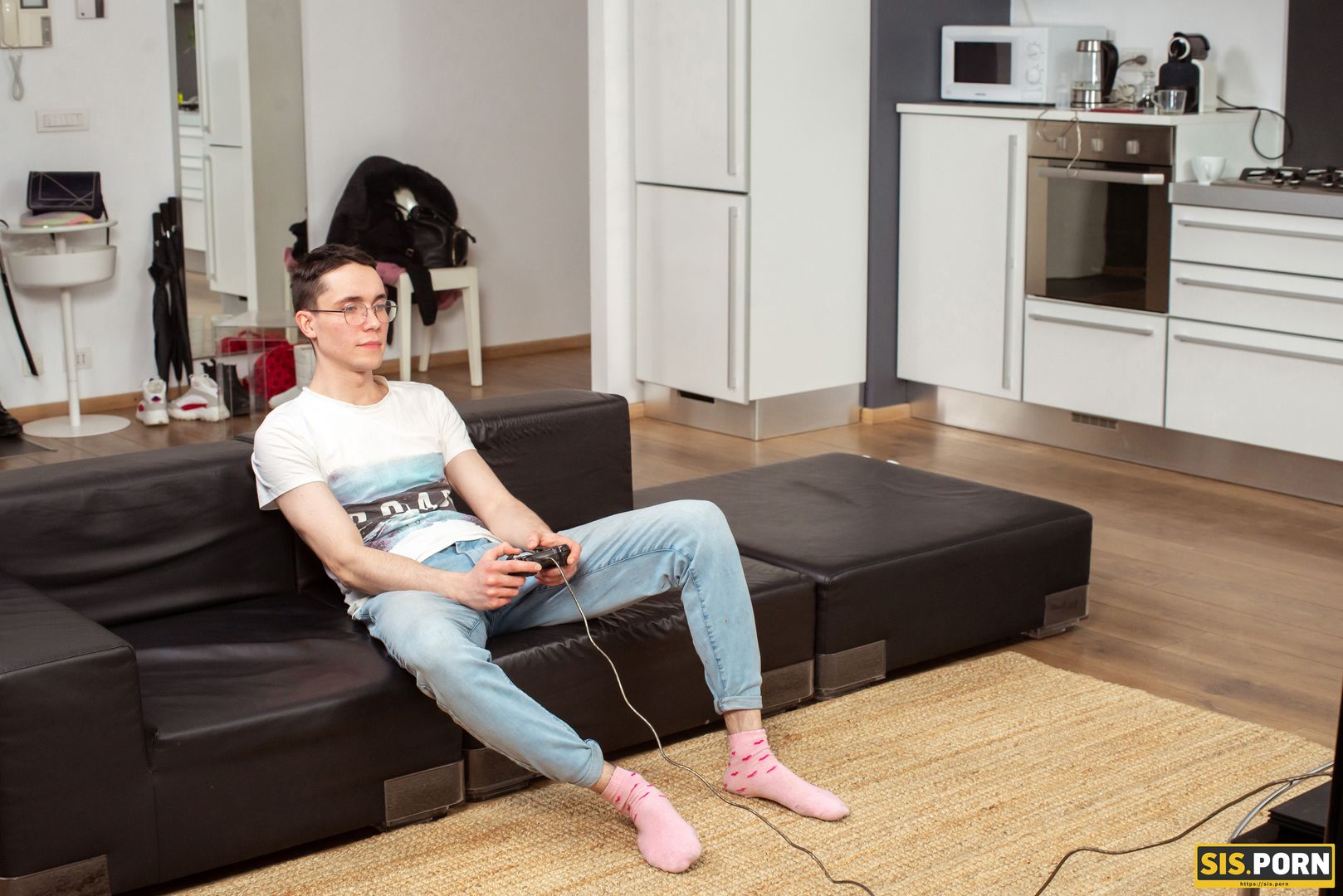 Playing video games or fucking my stepsister? Didn’t have to choose!