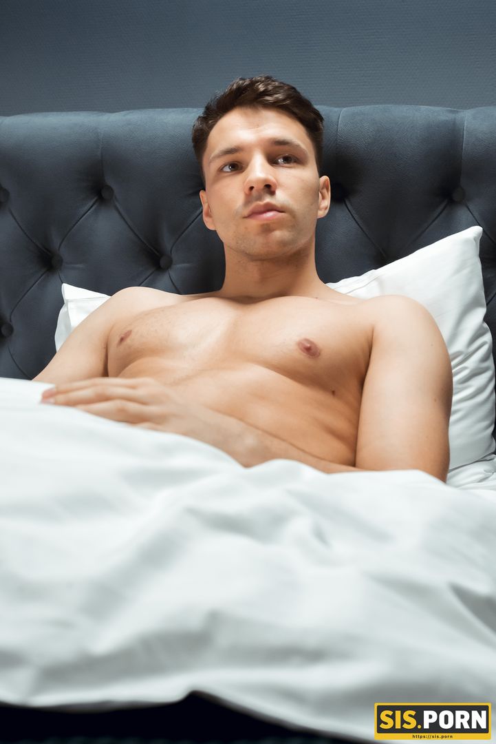 Hard choice: stepsister’s trust or forbidden sex?