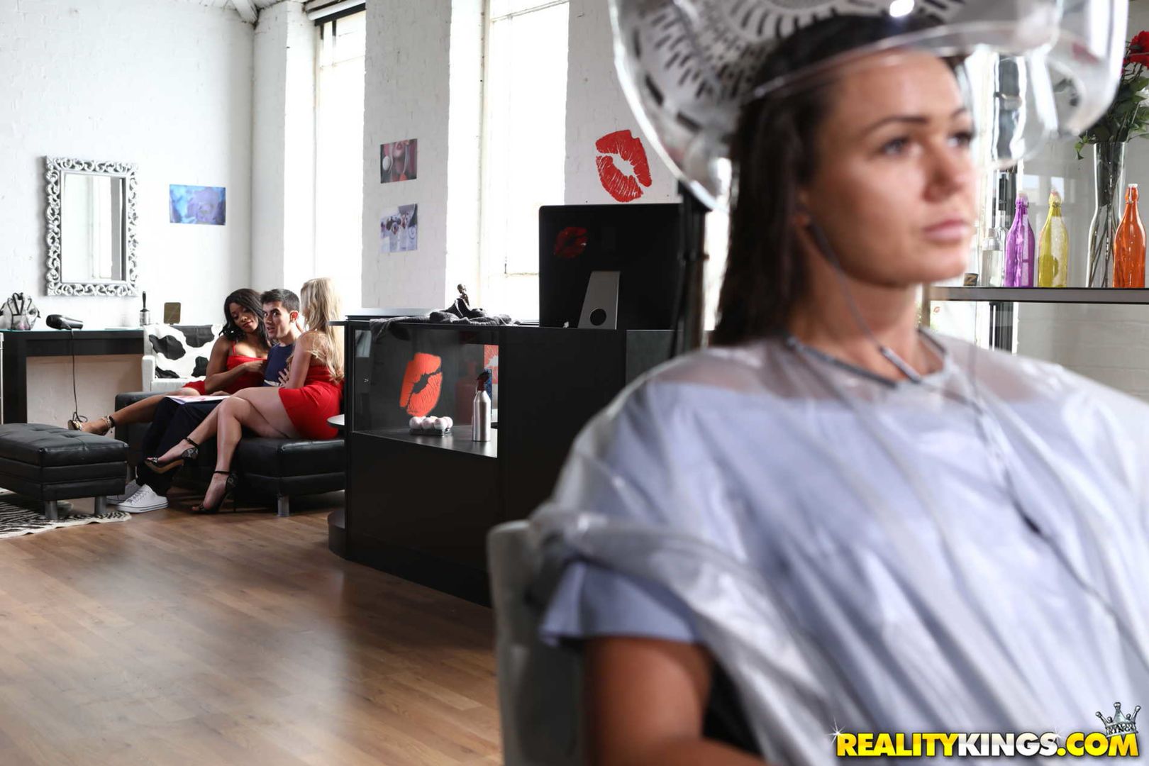 Sneaky Salon