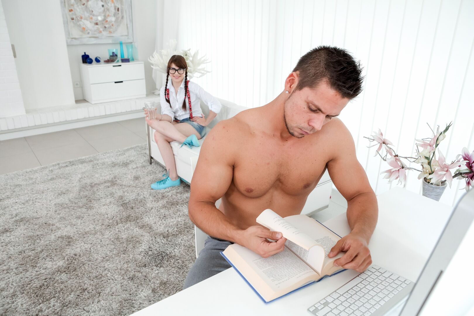 Nerdy cutie seduces her friend's brother