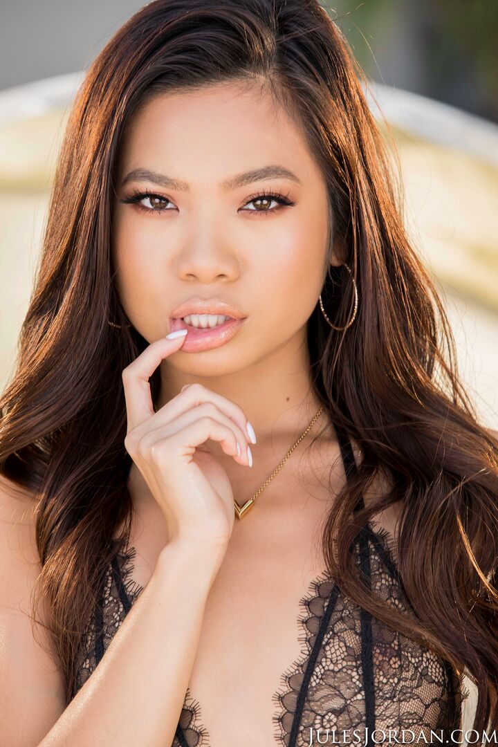Sweet And Innocent Vina Sky