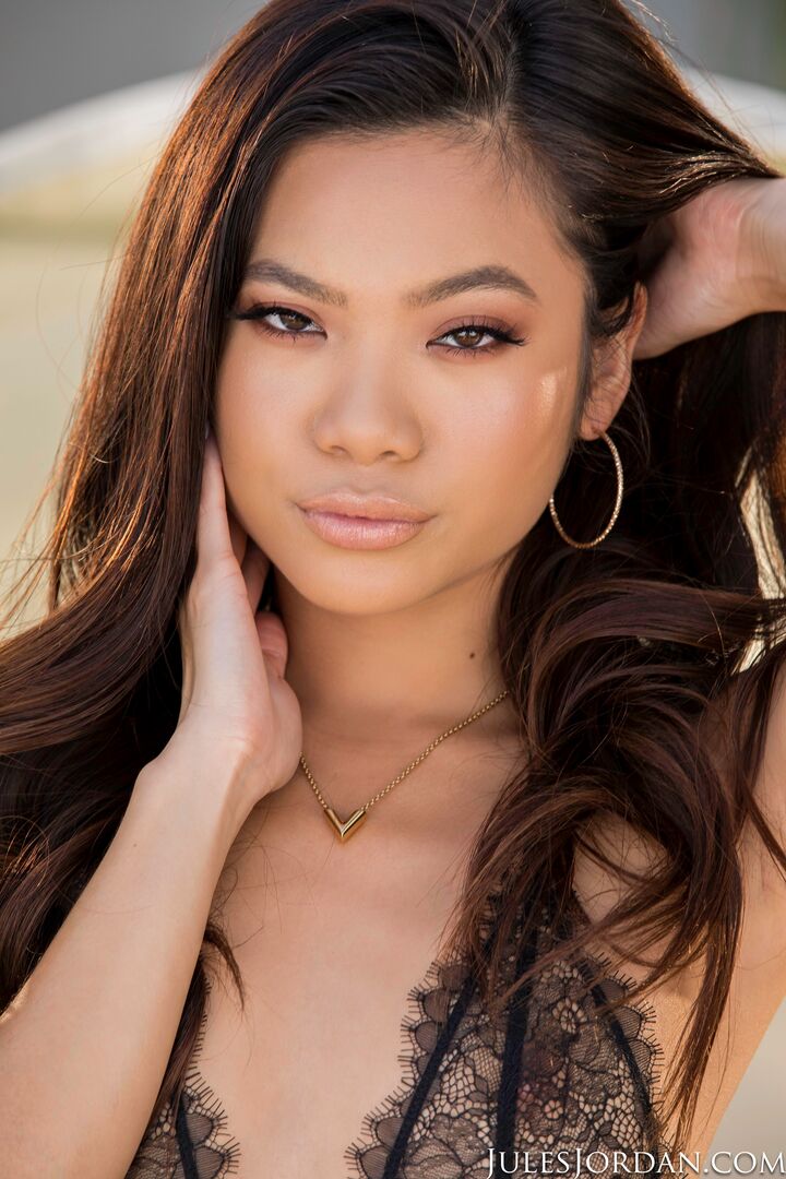 Sweet And Innocent Vina Sky
