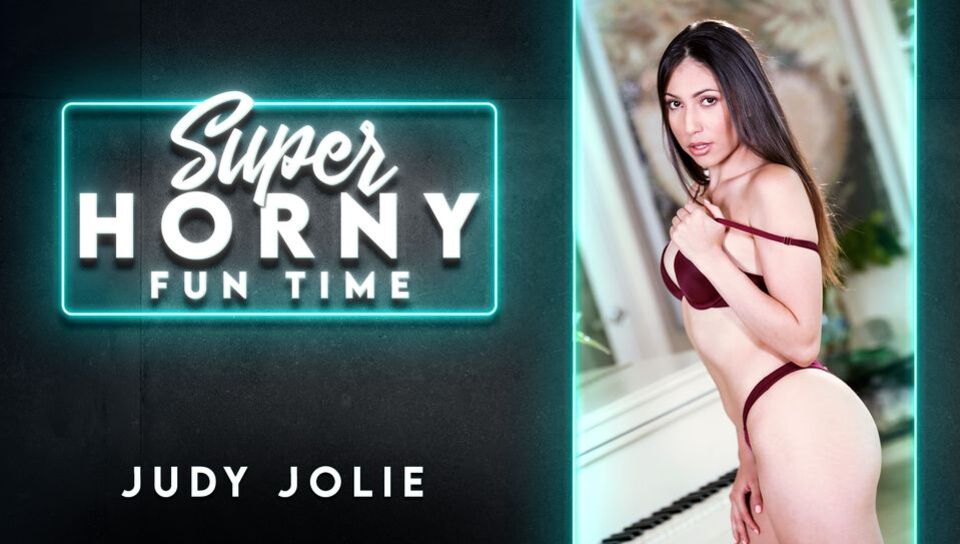 Judy Jolie - Super Horny Fun Time