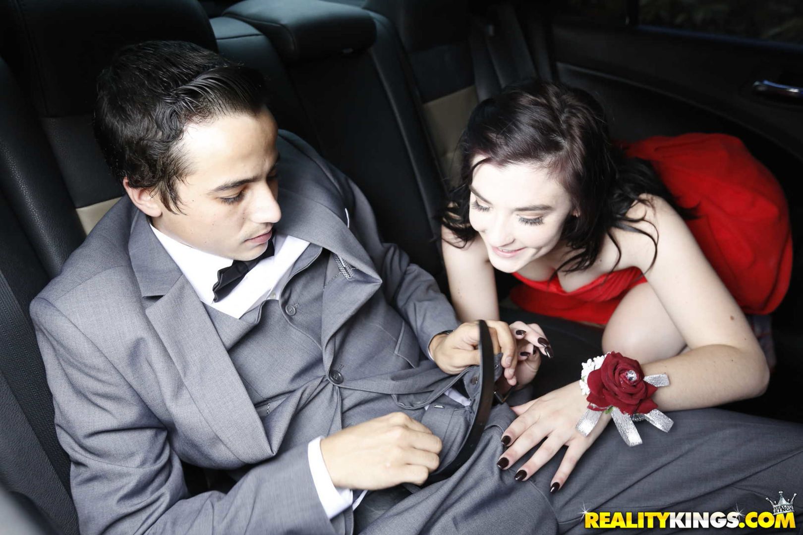 Prom Queen Pussy