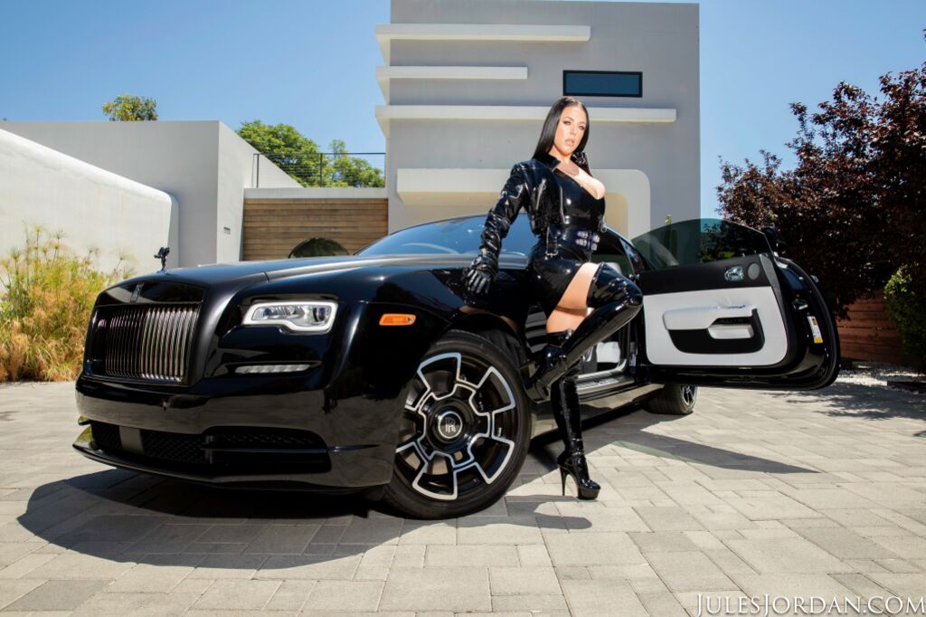 Angela White's Dark Side Her Biggest Gangbang Ever, Double Anal, Triple Penetration!