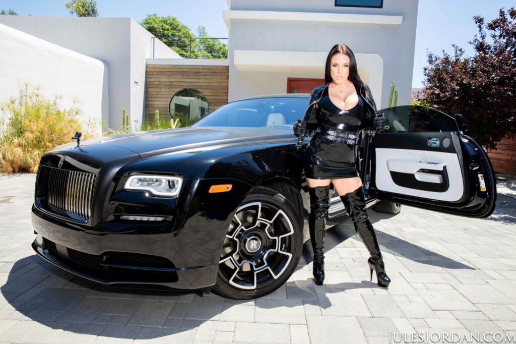 Angela White's Dark Side Her Biggest Gangbang Ever, Double Anal, Triple Penetration!